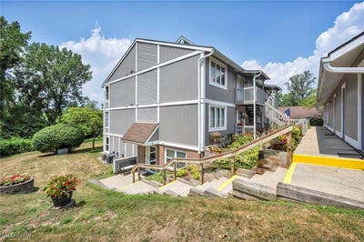 /international/us/255-portage-lakes-drive-unit-e-akron-oh-110100900222/