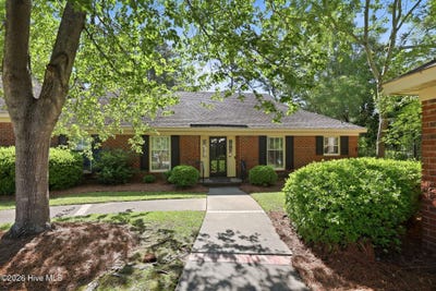 /international/us/813-greenbriar-road-kinston-nc-110108061937/