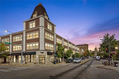 /international/us/400-e-locust-street-des-moines-ia-110109607120/