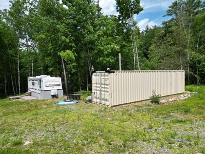 /international/us/173-n-dixmont-road-troy-me-110108825139/