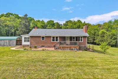 /international/us/2296-sandy-level-rd-goodview-va-110107852843/