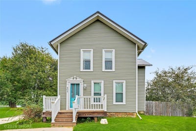/international/us/804-summer-street-grinnell-ia-110110066911/