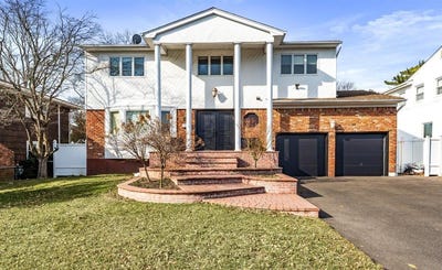 /international/us/753-kearny-drive-north-woodmere-ny-110098068057/