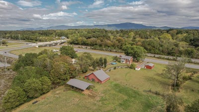 /international/us/3971-highway-411-ocoee-tn-110102779747/
