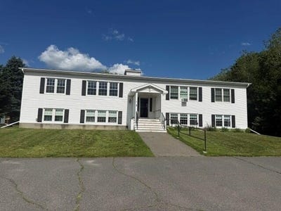 /international/us/5-mar-val-terrace-winslow-me-110109035870/