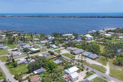 /international/us/275-s-mango-street-englewood-fl-110100744053/
