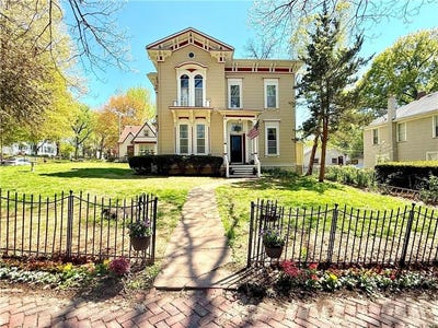 /international/us/303-arch-street-leavenworth-ks-110097701360/