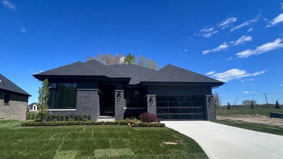 /international/us/57078-meadowridge-drive-washington-mi-110107511294/