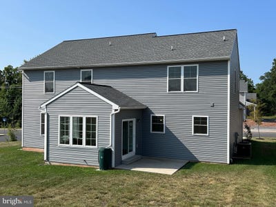 /international/us/195-magnolia-drive-middletown-pa-110101460191/