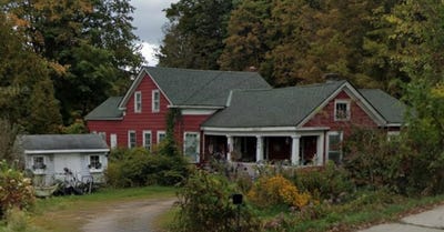 /international/us/240-church-street-shaftsbury-vt-110106786445/