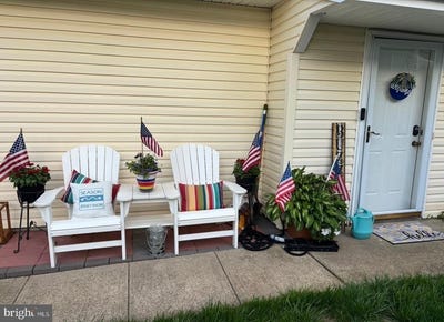 /international/us/39-mediterranean-court-barnegat-nj-110107265552/