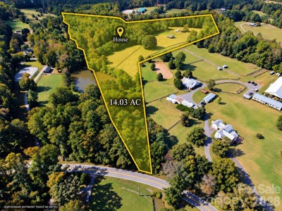 /international/us/150-rabun-run-columbus-nc-110120105973/