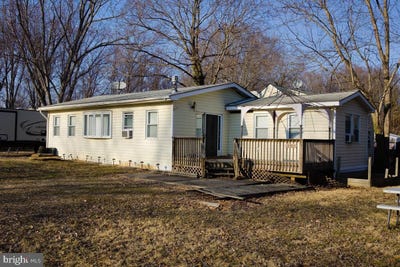 /international/us/210-211-ponca-lane-earleville-md-110105360762/