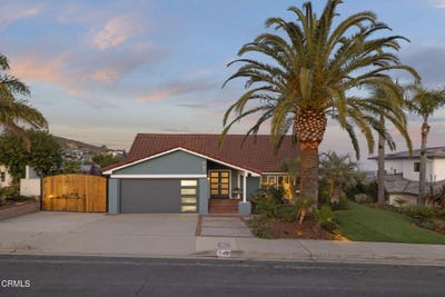/international/us/642-skyline-road-ventura-ca-110099985649/
