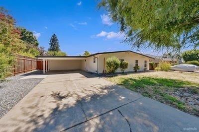 /international/us/2520-mission-avenue-carmichael-ca-110110300748/