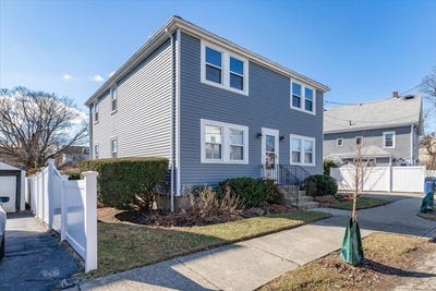 /international/us/9-mague-street-newton-ma-110108073576/