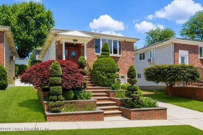 /international/us/293-lightner-avenue-staten-island-ny-110108567910/