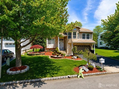 /international/us/125-wainwright-drive-matawan-nj-110108959312/