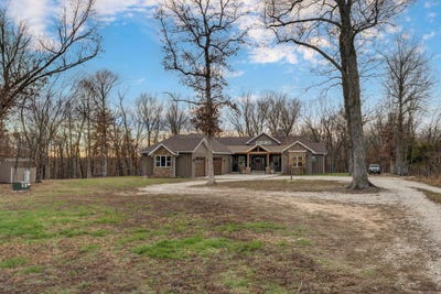 /international/us/3294-w-farm-road-2-brighton-mo-110104450260/