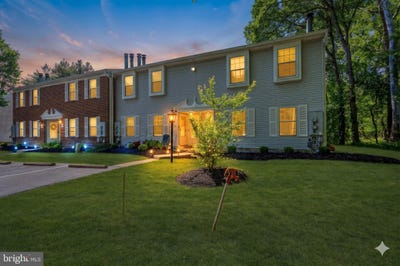 /international/us/1806-huntingdon-mews-clementon-nj-110107997322/