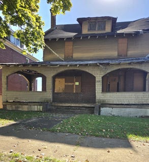 /international/us/1814-patterson-ave-sw-roanoke-va-110120855218/