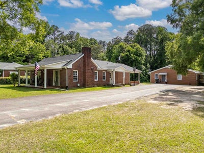 /international/us/712-w-georgia-street-woodruff-sc-110108066372/