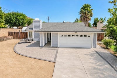 /international/us/198-n-pennsylvania-st-lake-elsinore-ca-110119990493/