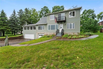/international/us/612-summit-avenue-center-city-mn-110100158639/