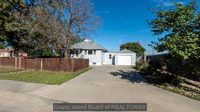 /international/us/704-memorial-drive-grand-island-ne-110120130773/