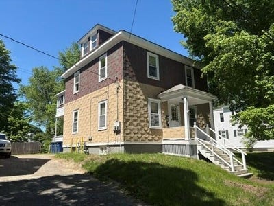 /international/us/132-north-street-westbrook-me-110106092338/