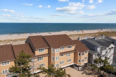/international/us/30-dune-terrace-ortley-beach-nj-110093945830/