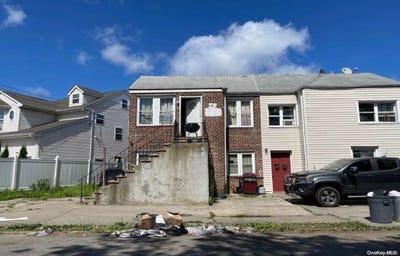 /international/us/15-20-beach-12th-street-far-rockaway-ny-110096103874/