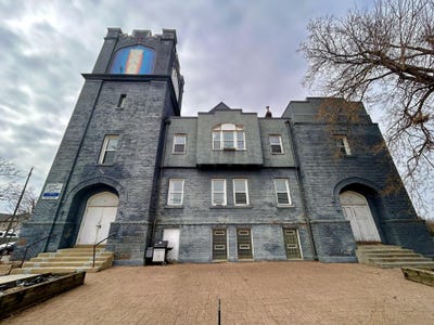 /international/us/1001-penn-avenue-n-minneapolis-mn-110120516094/