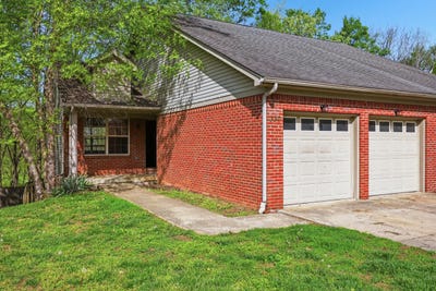 /international/us/330-williamsburg-lane-georgetown-ky-110107316084/