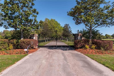 /international/us/12275-w-highway-318-reddick-fl-110090097604/