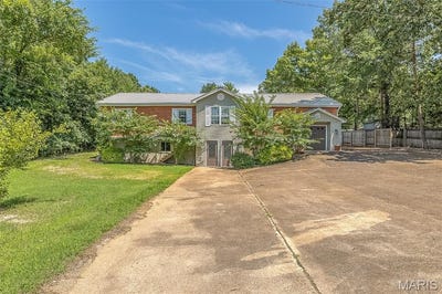 /international/us/2727-barron-road-poplar-bluff-mo-110100949823/