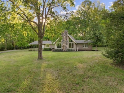 /international/us/322-mount-carmel-church-road-chatsworth-ga-110107510589/