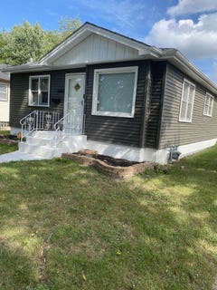/international/us/14443-des-plaines-street-harvey-il-110104534813/