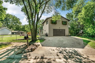 /international/us/300-7th-avenue-s-cold-spring-mn-110108883538/