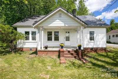 /international/us/587-old-hendersonville-highway-brevard-nc-110107926319/