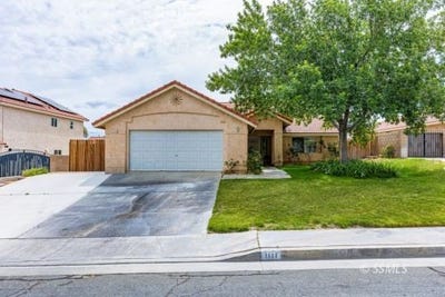 /international/us/2122-s-del-rosa-dr-ridgecrest-ca-110108656847/
