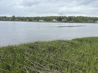 /international/us/lot-10-ferry-lane-berkley-ma-110100455044/