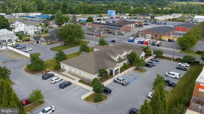 /international/us/84-doe-run-road-manheim-pa-110108853356/