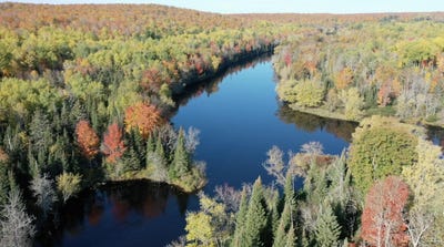 /international/us/soderena-road-crystal-falls-mi-110087579497/
