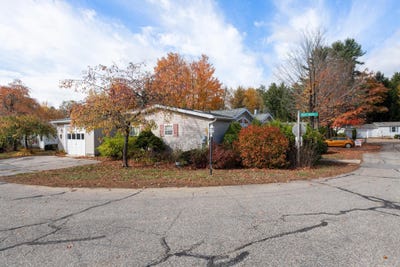 /international/us/36-great-brook-drive-belmont-nh-110120624917/