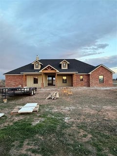/international/us/120-painted-horse-drive-tuscola-tx-110103742592/