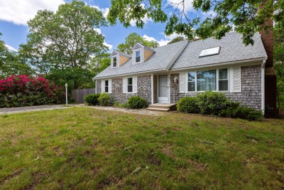 /international/us/94-pine-view-drive-brewster-ma-110099978853/