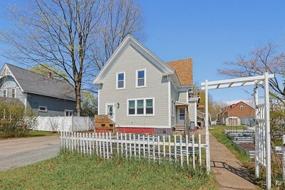 /international/us/111-division-street-north-attleboro-ma-110107478276/