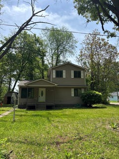 /international/us/3202-giddings-boulevard-highland-mi-110108579514/