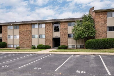 /international/us/24-lakeshore-drive-clarksville-in-110119993462/